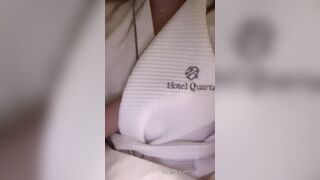 친구 가슴 만지기