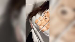 피시방에서 눈치보며 몰래 야노+피시방 노출 (2)