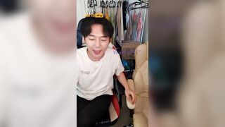 로쌍 22살 어플에서꼬신여자랑 200개 팬방 korean bj