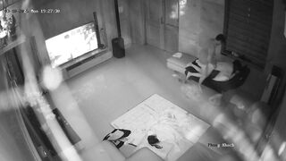 【破解摄像头】极品绿帽夫妻 拍摄作品留念分享！26V[某房原版] ipcam (7)