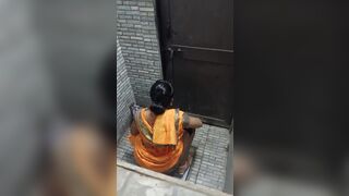 Desi Indian Ladies Shitting ipcam