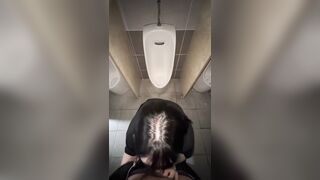 남자화장실 간단녀 POV korean porn vip