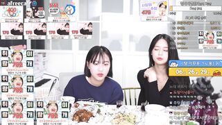 술 취한 bj추ㄹㅇ 엉덩이 흔들고 ㄱㅅ골 노출 2