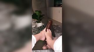 Celina Powell Gives Footjob To A Brown Dildo OnlyFans