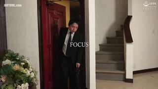 FOCS-292 A sex-crazed monster attacks the beauty salon where her husband is away! A creepy old man with an insatiable appetite plays with her slim, G-... Reducing Mosaic JAV