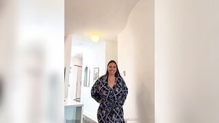 Lusty Stepmom Ava Nicks Bangs Her Stepson OnlyFans