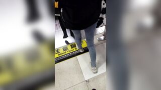新たにリークされた❤️ 衝撃的な映像 【路上銃撃】超爆発！少女を撃ち、射精排尿（2） ipcam 24-190426