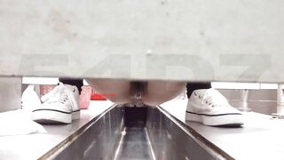 54D7 最新トイレ盗撮動画：魅惑の女神たちが大集結（動画22本 ＋ 写真19枚） toilet 2 05-010526