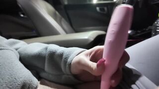 (한국야동) 마트 주차장에서 홀딱벗고 자위하는 또라이년 korean porn vip