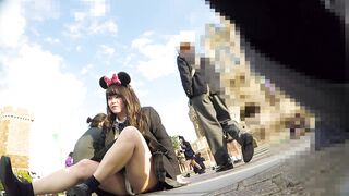 顔出しjk8-夢の国②-インスタ特定-城前で無邪気に写真撮ってるところの白p-声かけ voyeur jp 01-130526