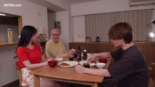 HZGD-310 My Dad's New Wife is So Sexually Unsatisfied and Erotic...... Reducing Mosaic JAV