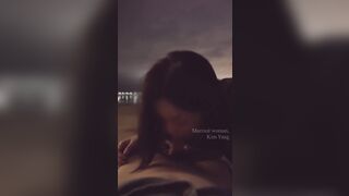 (한국야동) 해변에서 어린놈 자지빠는 발정유부녀 korean porn vip