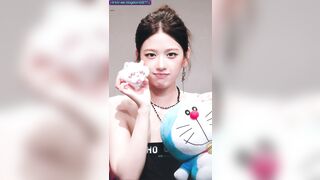 YUJIN INTERRACIAL 80988 1 KPOP ALLPOP