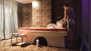 (한국야동) 와꾸 장난아닌 물바디 안마 매니저 korean porn vip
