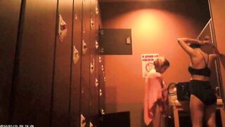 【期間限定】女湯の脱衣所2 voyeur jp 170526 06