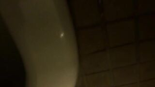 【期間限定】とある学校の女子トイレ風景 voyeur jp 170526