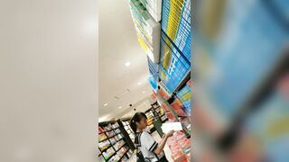 逆さ撮り-スカートにぶっこみをしてみたno-8-顔撮りあり voyeur jp 01-210526