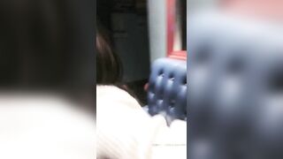 룸을 물바다로 만들어버리는 노래방녀 korean porn vip