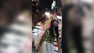 スマホでチラっと逆さ撮り-part-11 voyeur jp 01-240526