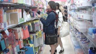 黒いネコからの贈り物-禁断の逆さ撮り3-no12 voyeur jp 01-240526