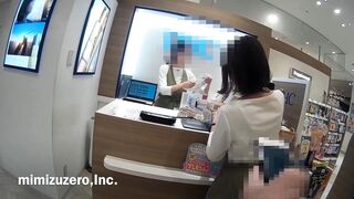 160 full hd制服店員モロバレパンチラ voyeur jp