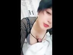 爆乳美熟女【小海媚】粉丝男主应征出战，“硬着不操容易得前列腺炎哦，赶紧操她吧”，熟女骑乘位炉火纯青，骚味十足！