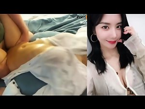 몸매 좋은애 남친과 영상통화 (9)